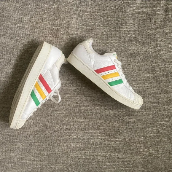 Adidas Superstar - Picture 1 of 8